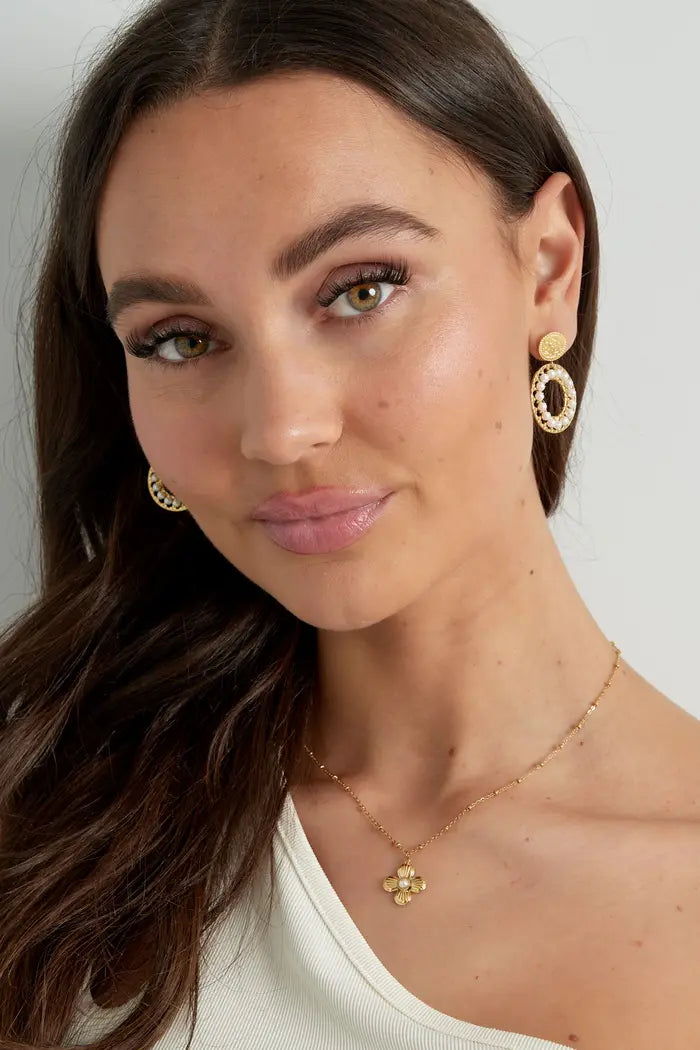 Ketting Bloem met parel