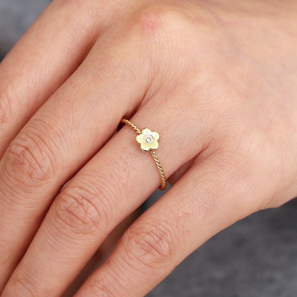 Ring Tiny Bloom