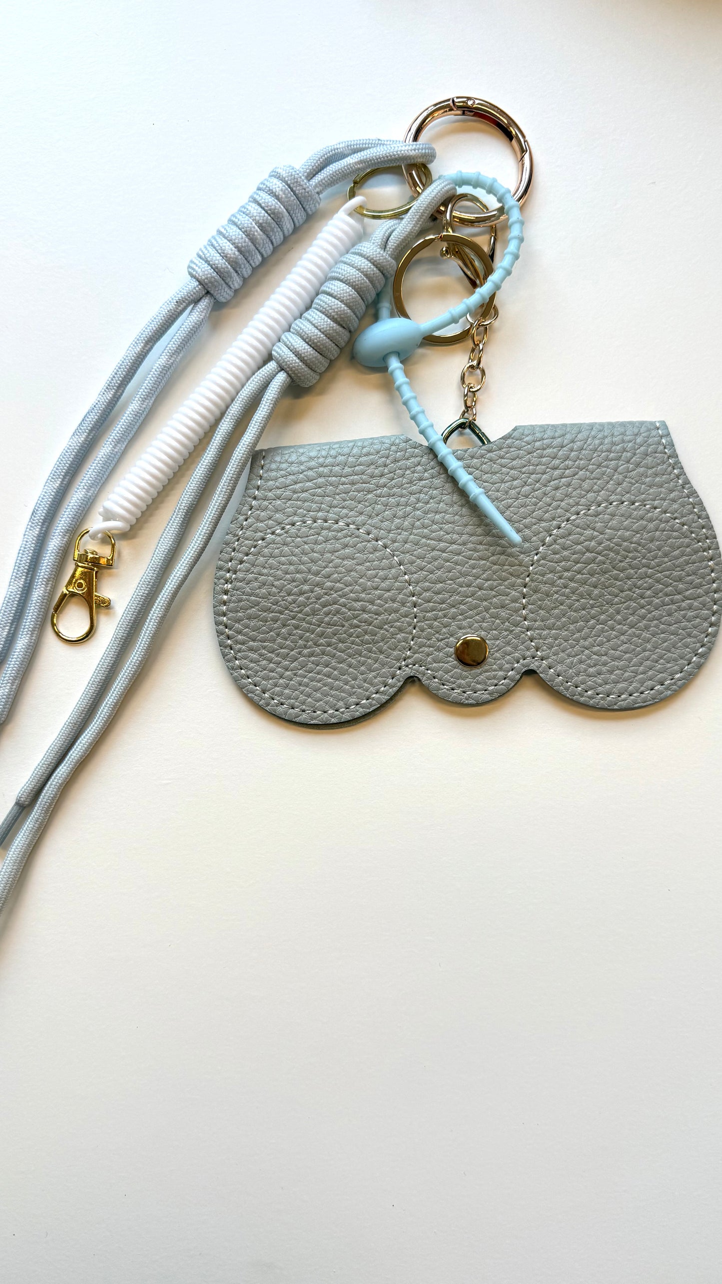Bagcharm Zonnebrilhouder - Lichtblauw