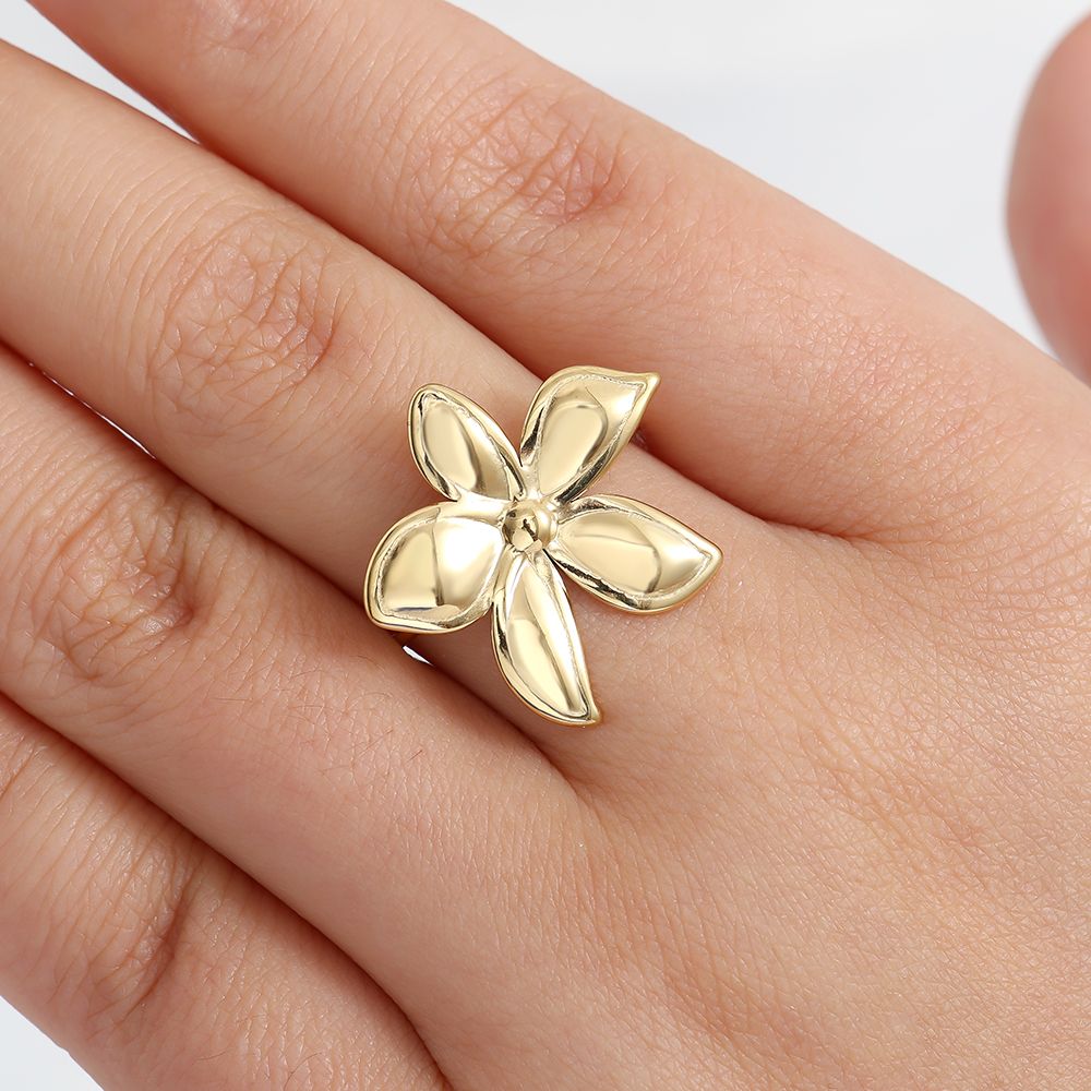 Ring Bloom Babe