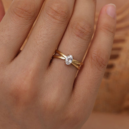 Ring Luna stone