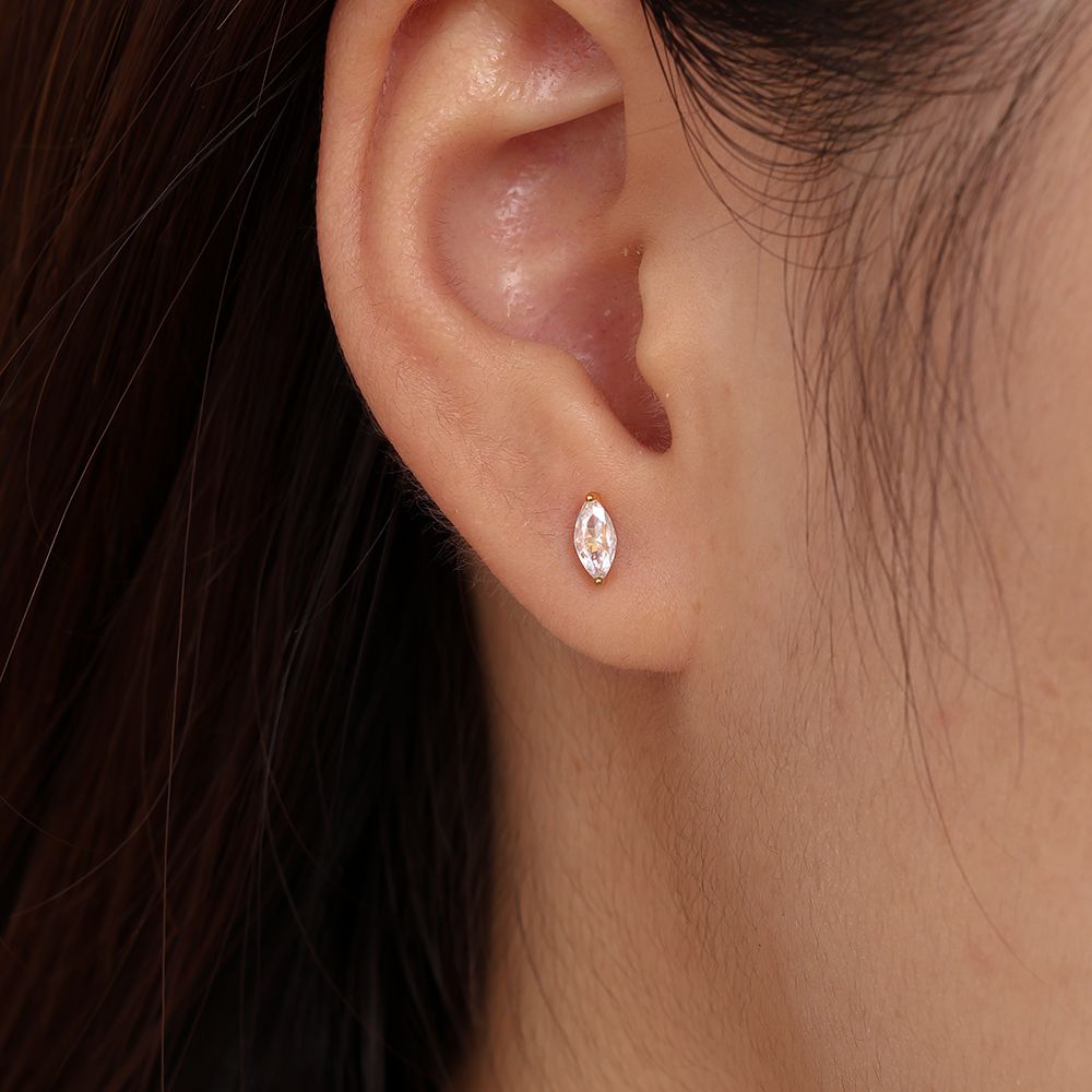 Piercing Diamond Eye