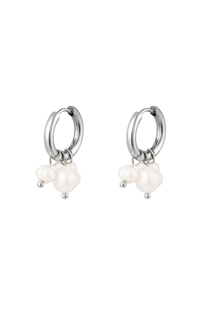 Oorbellen Dangling Pearls