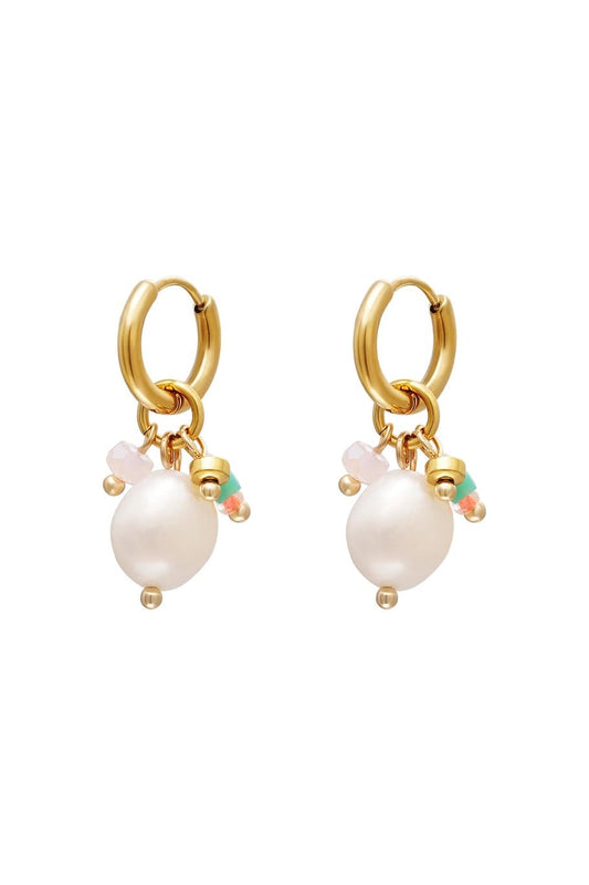 Oorbellen pearls and beads