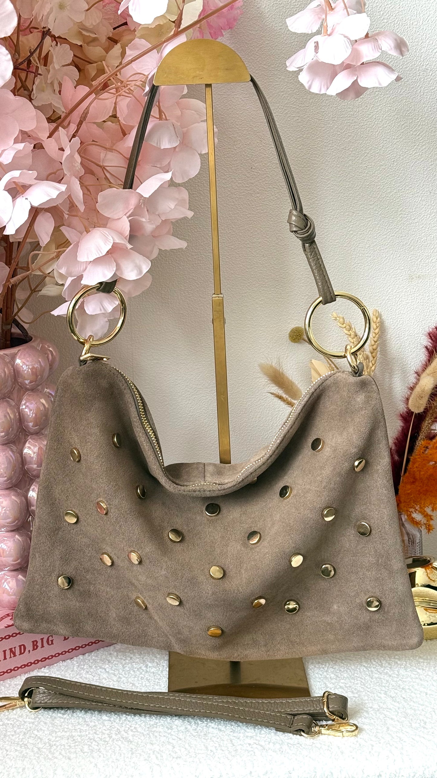 Studded bag Large - Taupe
