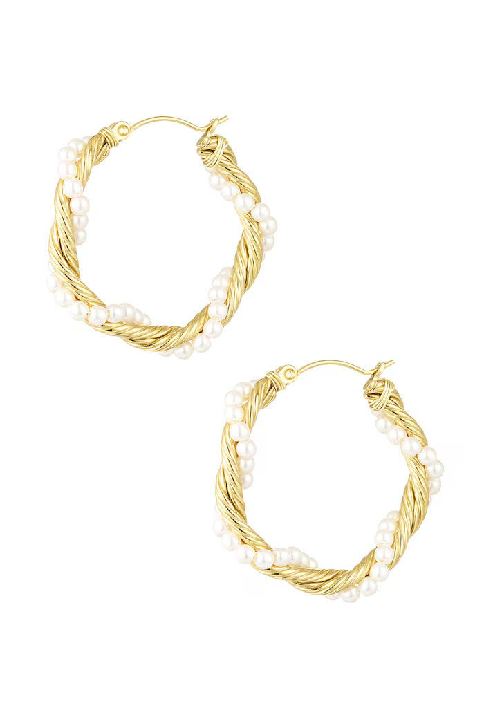 Oorbellen Round rope with pearls